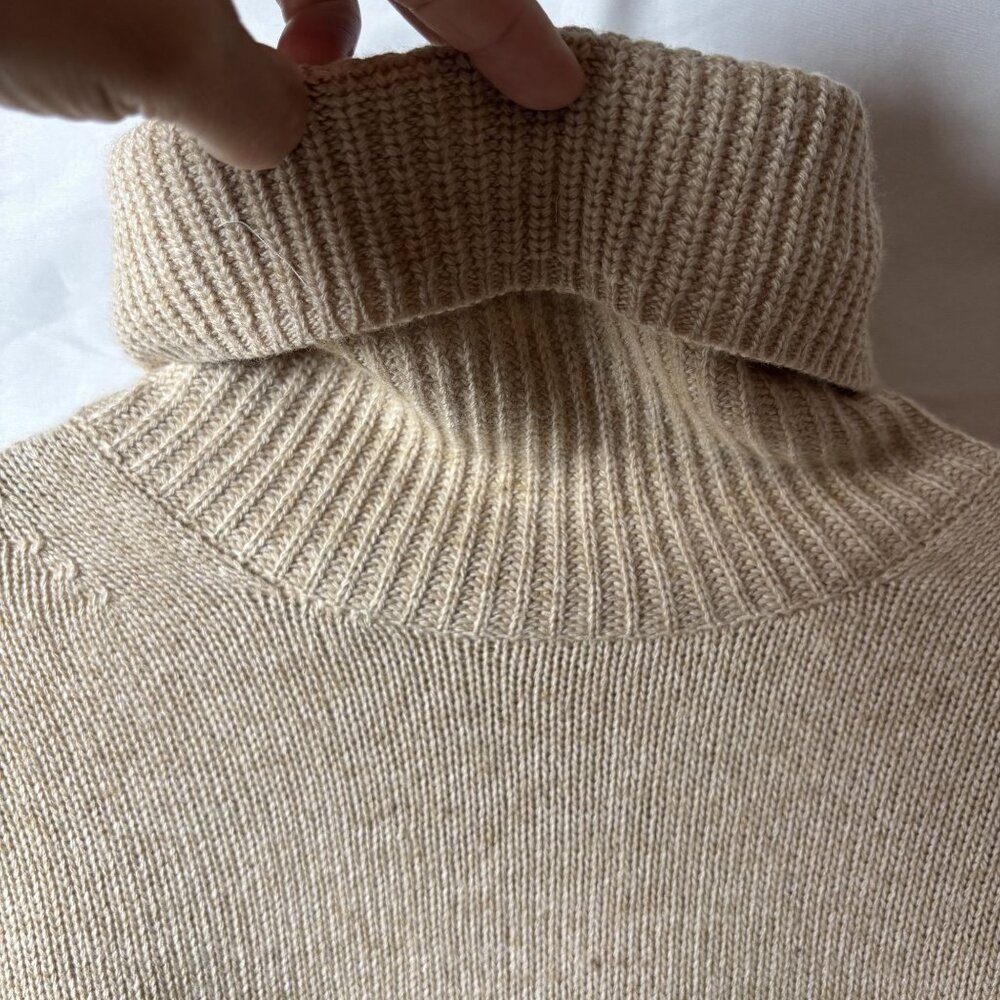 J. Crew casual Womens Small Cozy Beige Wool Blend Turtleneck Sweater classic - Picture 6 of 10